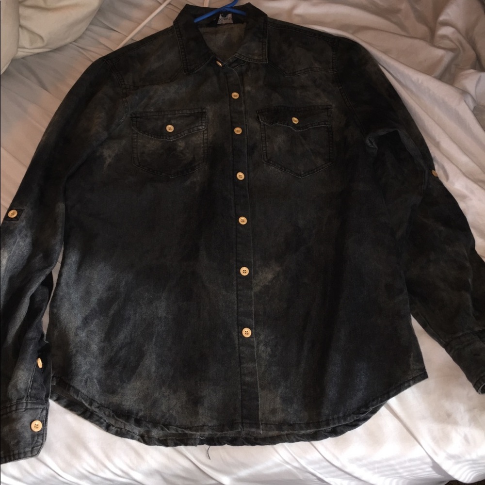 Acid wash button up